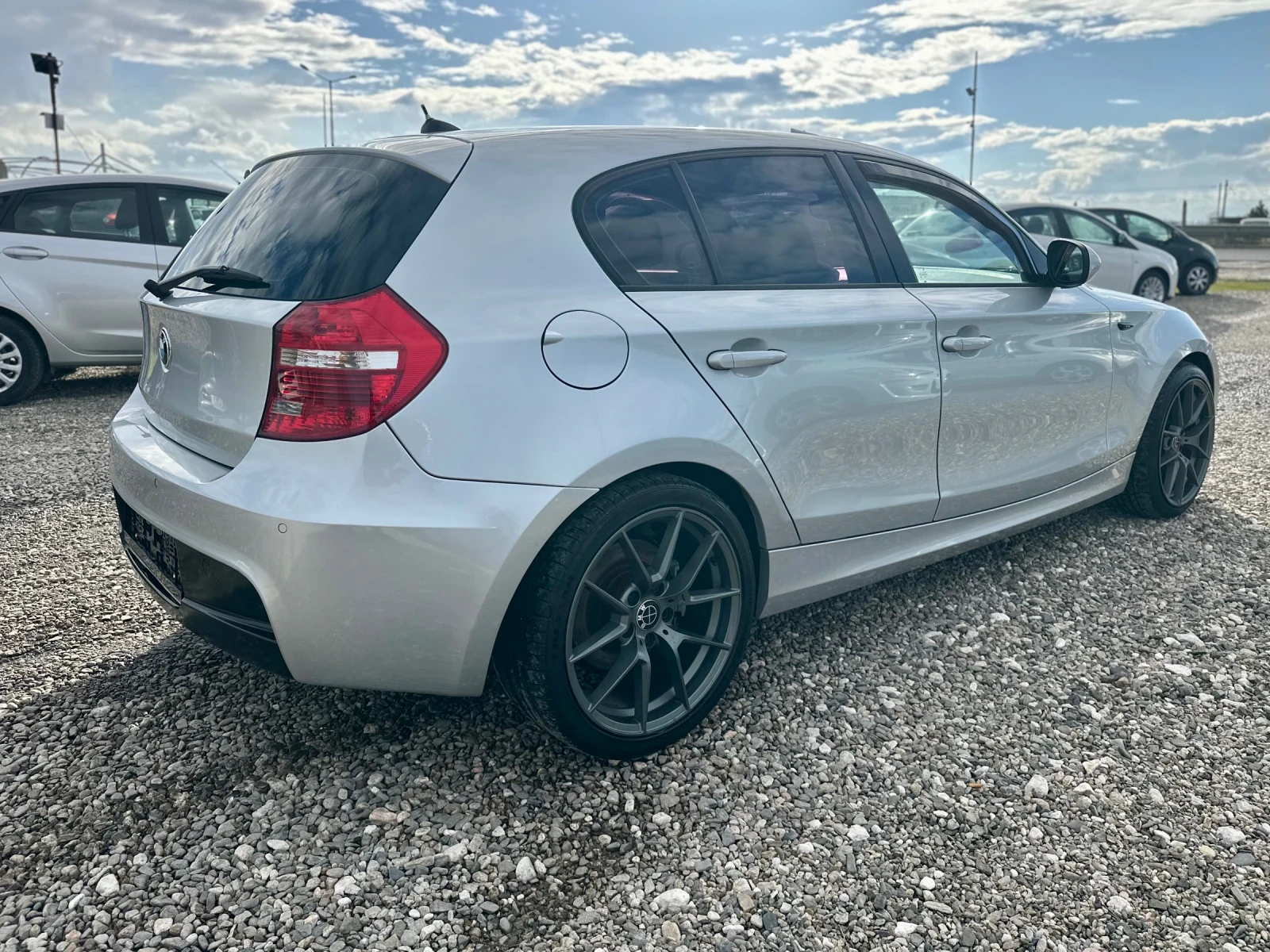 BMW 118 2.0d 143kc M-sport - изображение 4