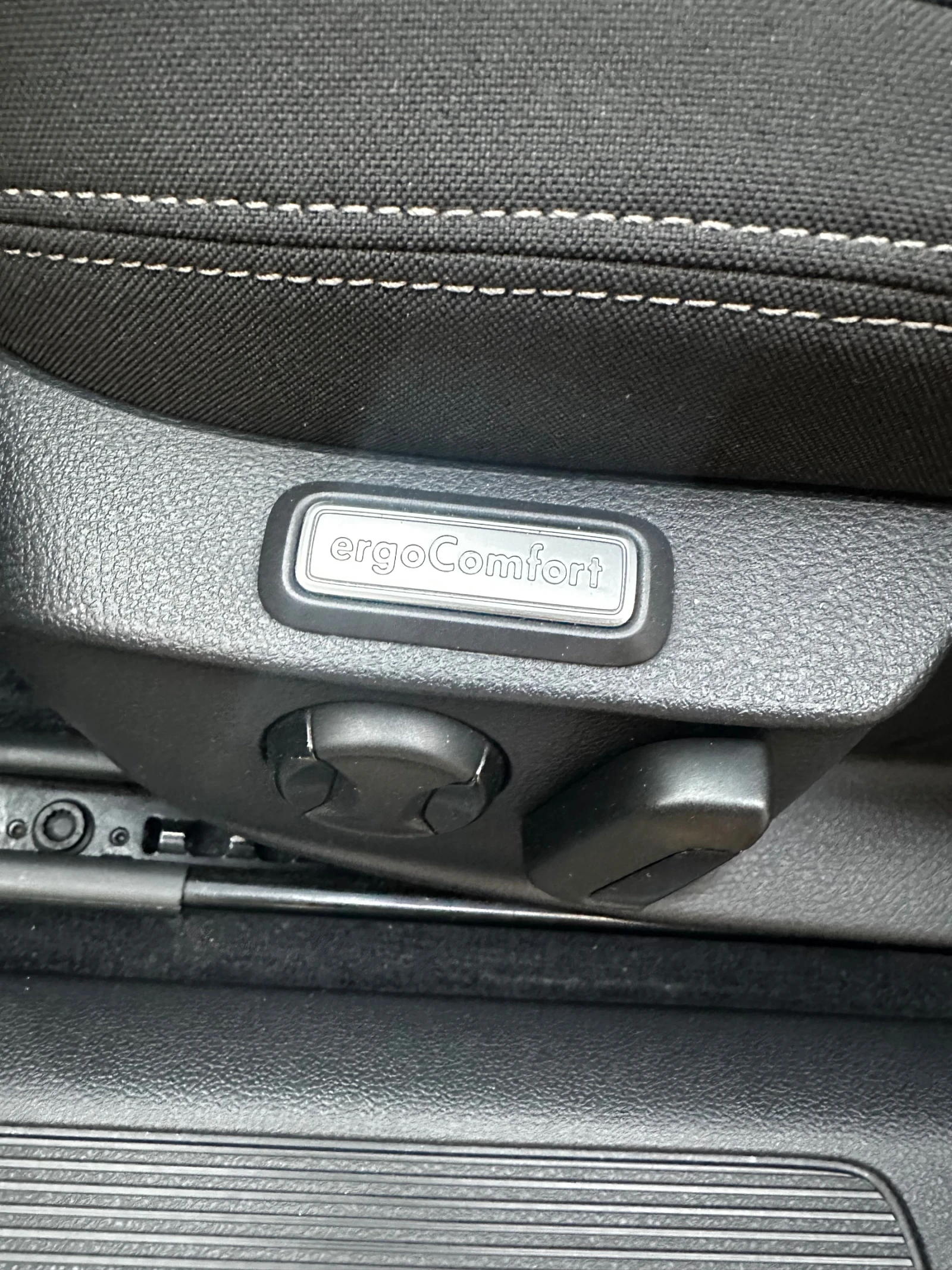 VW Passat, снимка 10 - Автомобили и джипове - 53712185