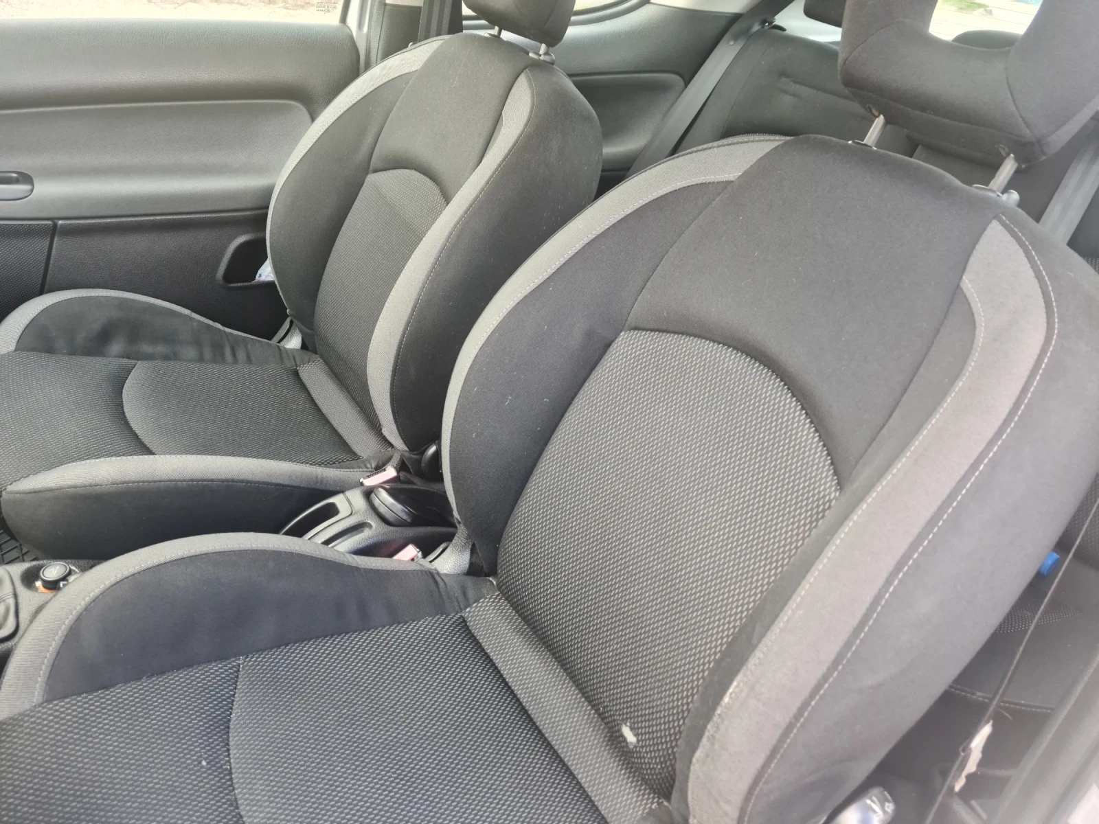 Peugeot 206 1.4, снимка 8 - Автомобили и джипове - 54158729