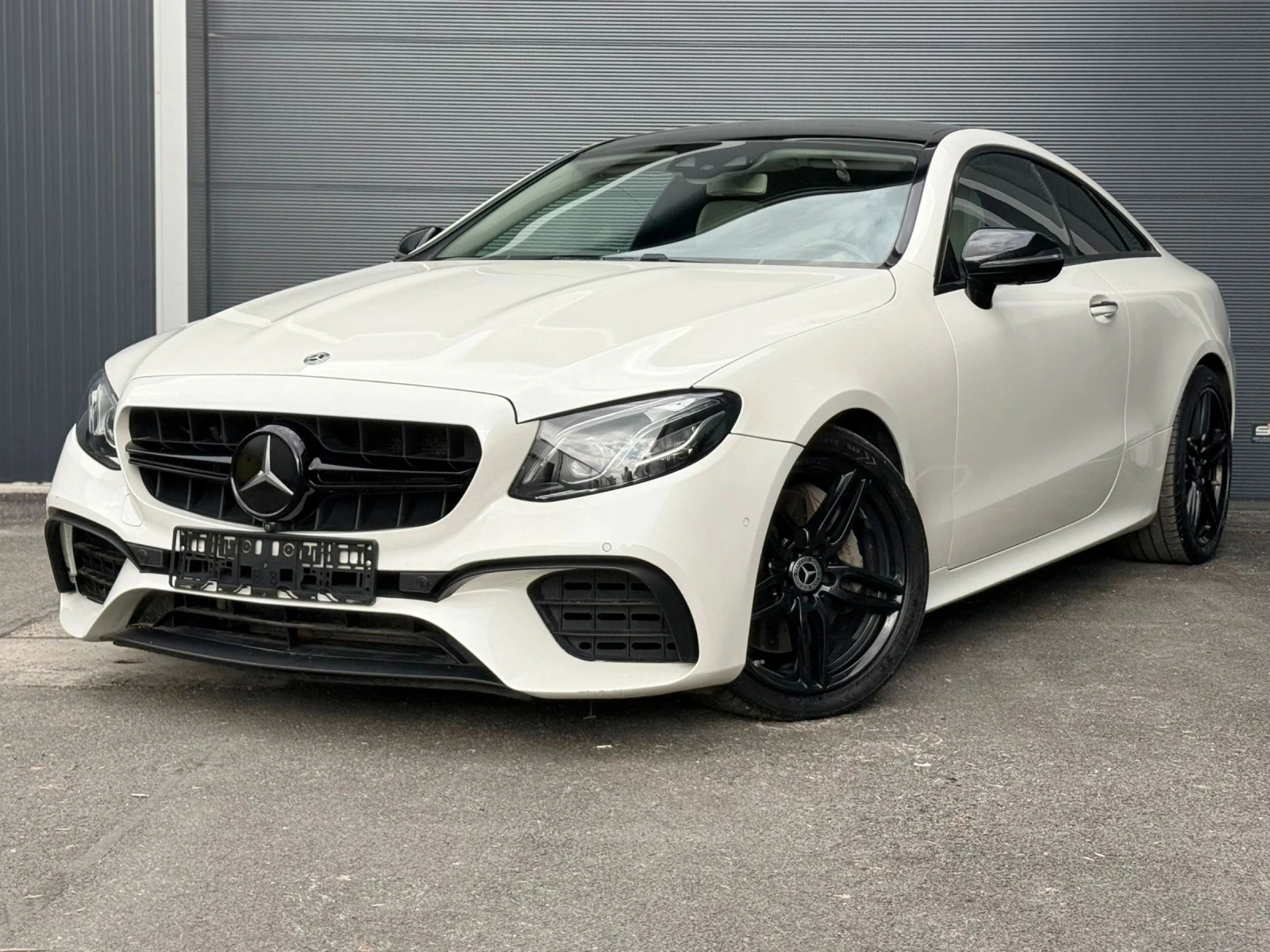 Mercedes-Benz E 400 Mercedes E400i AMG* COUPE* BURM* PANO* HUD* ASSIST, снимка 7 - Автомобили и джипове - 54164071