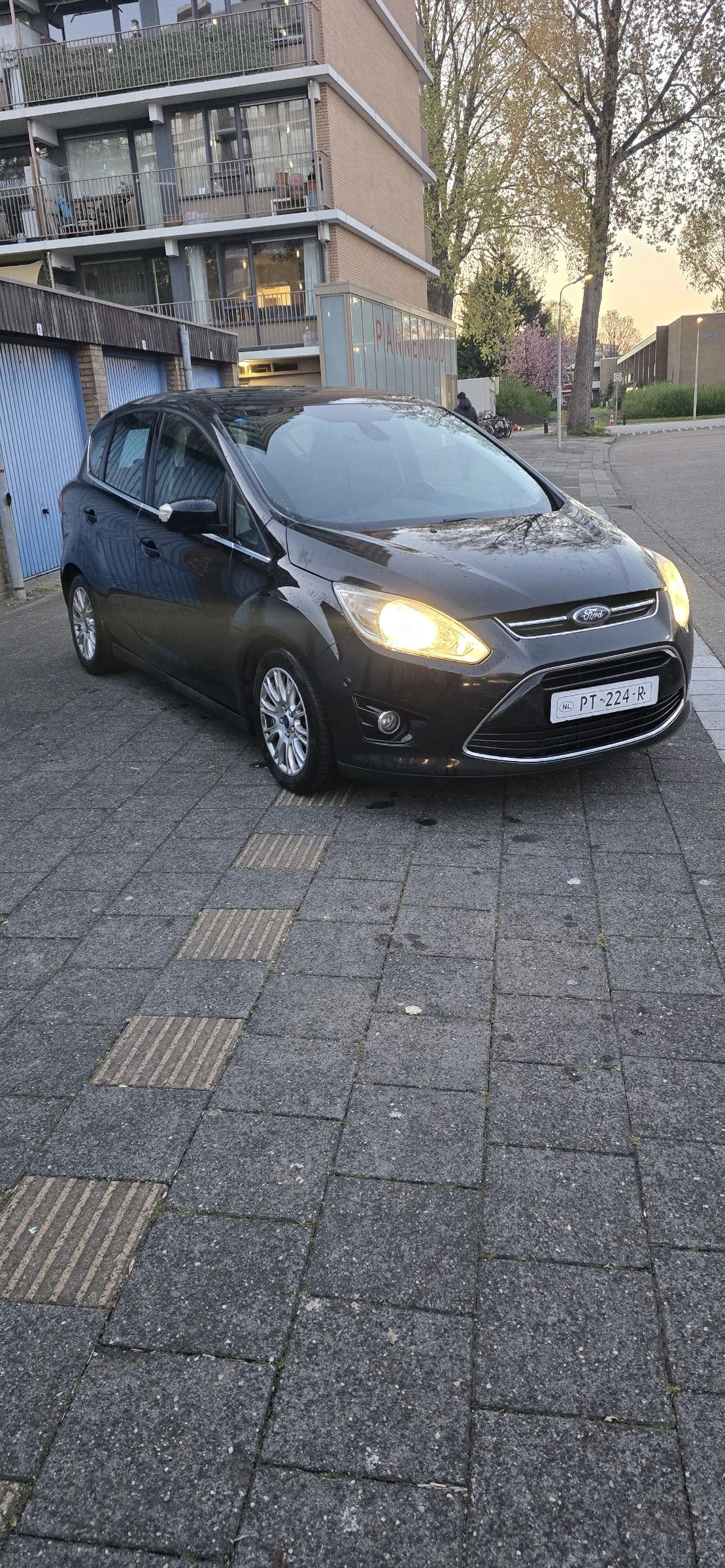 Ford C-max