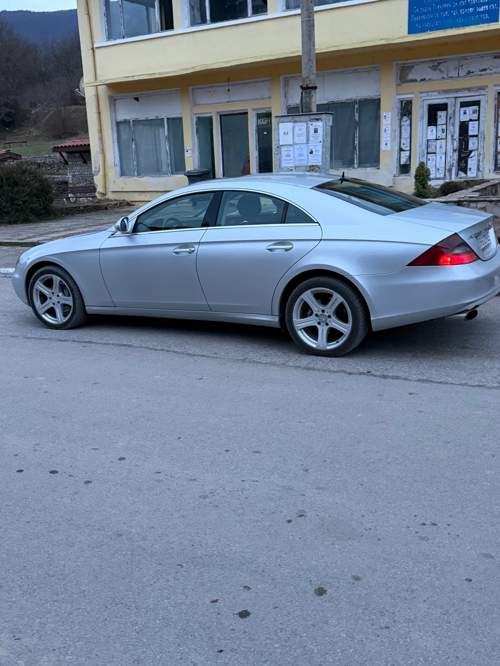 Mercedes-Benz CLS 320, снимка 3 - Автомобили и джипове - 54511664
