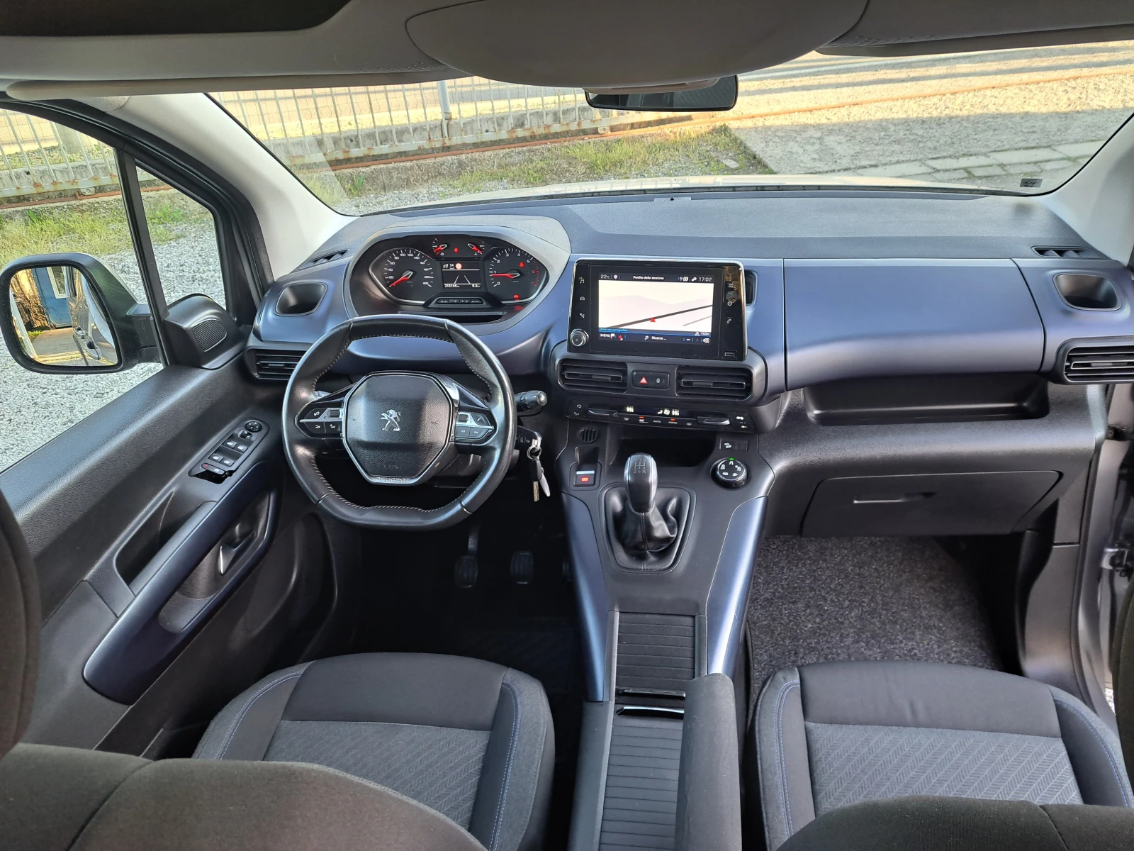 Peugeot Rifter 1.5HDI-GTLINE-LED-NAVI-PDC-EURO6B-KLIMATRONIK, снимка 14 - Автомобили и джипове - 54663385