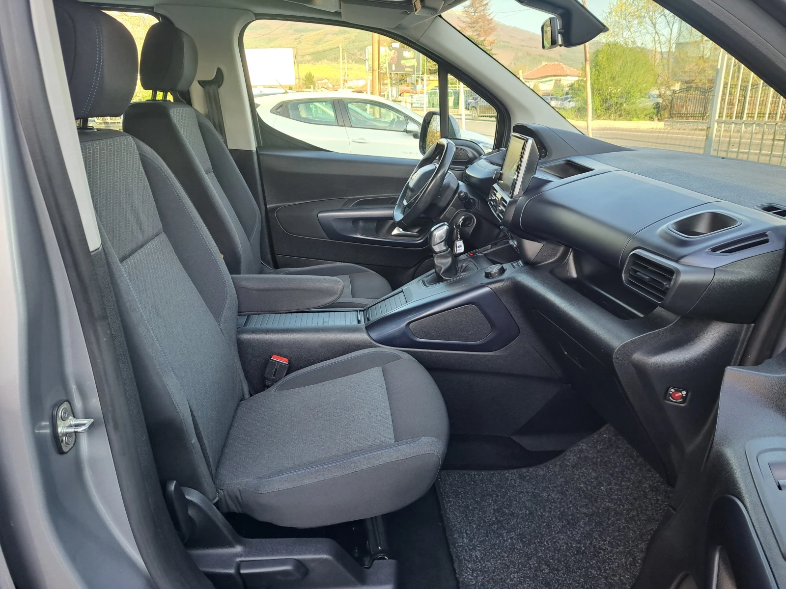 Peugeot Rifter 1.5HDI-GTLINE-LED-NAVI-PDC-EURO6B-KLIMATRONIK, снимка 10 - Автомобили и джипове - 54663385