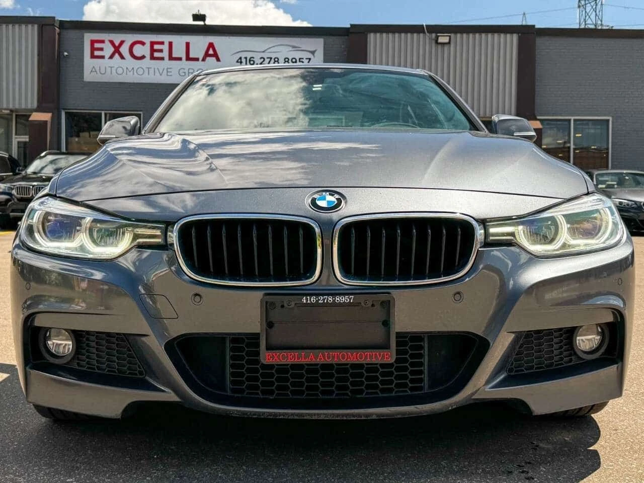 BMW 330 * 330i xDrive Sedan * CARFAX * ЦЕНА ДО БГ, снимка 3 - Автомобили и джипове - 54904640