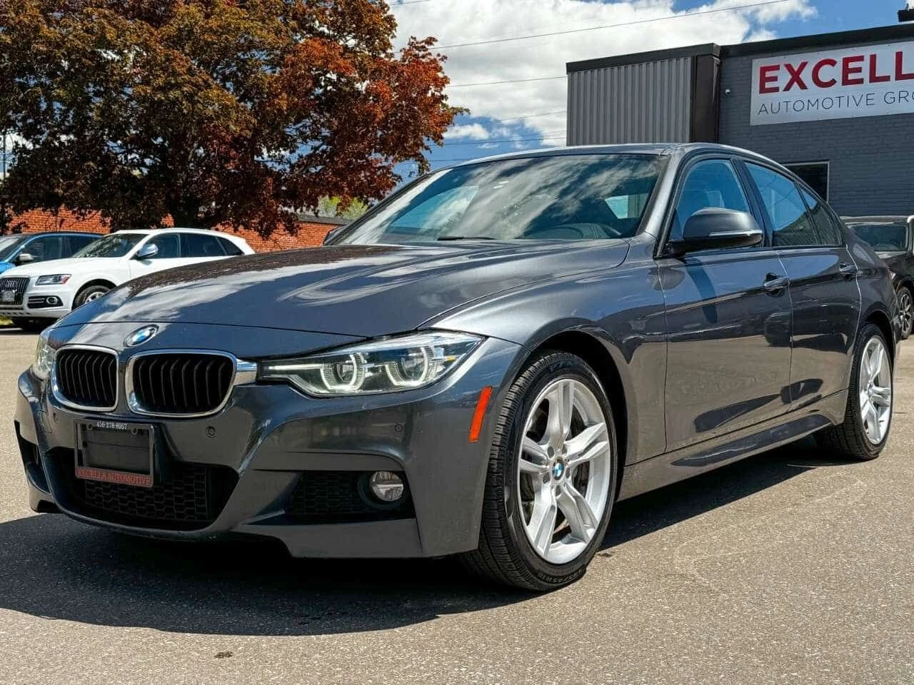 BMW 330 * 330i xDrive Sedan * CARFAX * ЦЕНА ДО БГ, снимка 2 - Автомобили и джипове - 54904640
