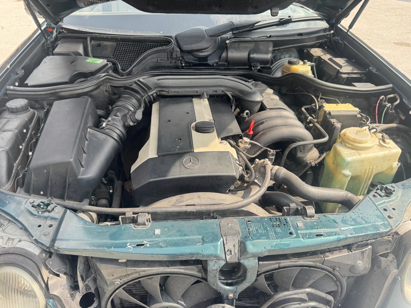 Mercedes-Benz E 320 M104, снимка 9 - Автомобили и джипове - 55104034