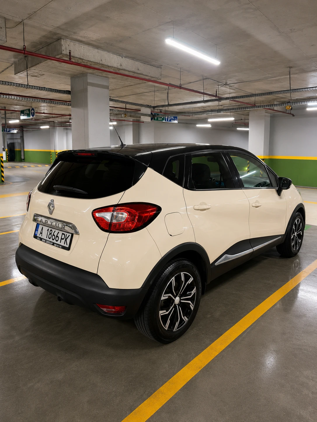 Renault Captur 1.5 DCI, снимка 5 - Автомобили и джипове - 55176248