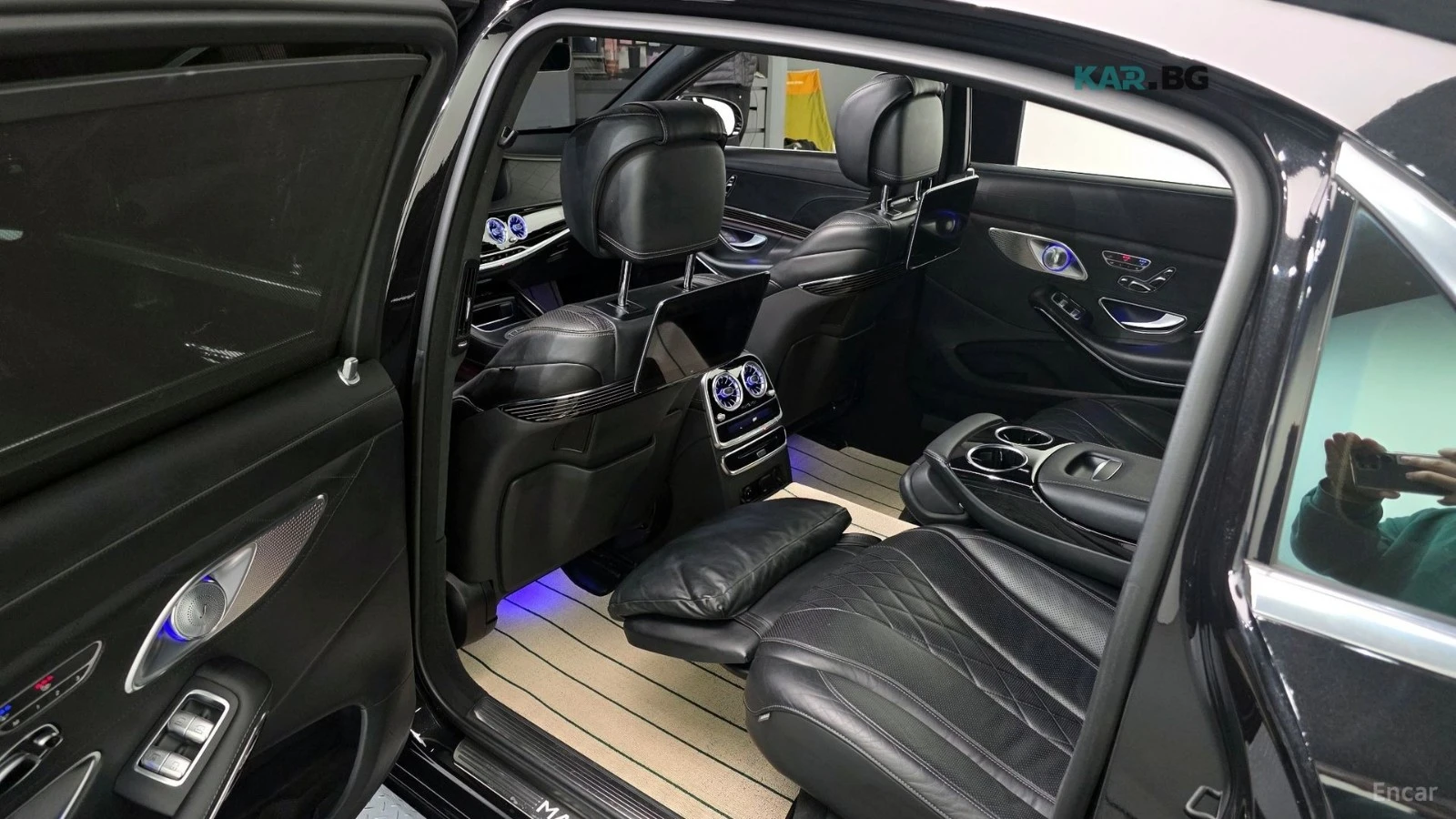Mercedes-Benz Maybach S560 4MATIC* 360* HUD* МОНИТОРИ* МАСАЖ, снимка 10 - Автомобили и джипове - 55236045