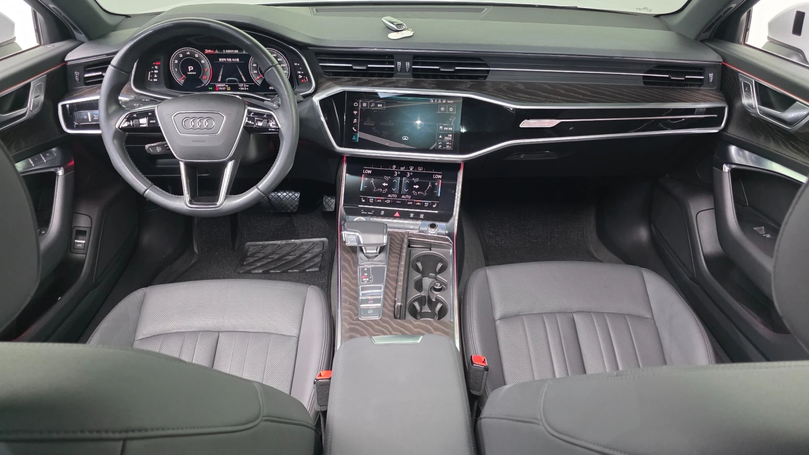 Audi A6 2.0 45TFSI Quattro, FULL , снимка 6 - Автомобили и джипове - 55313877