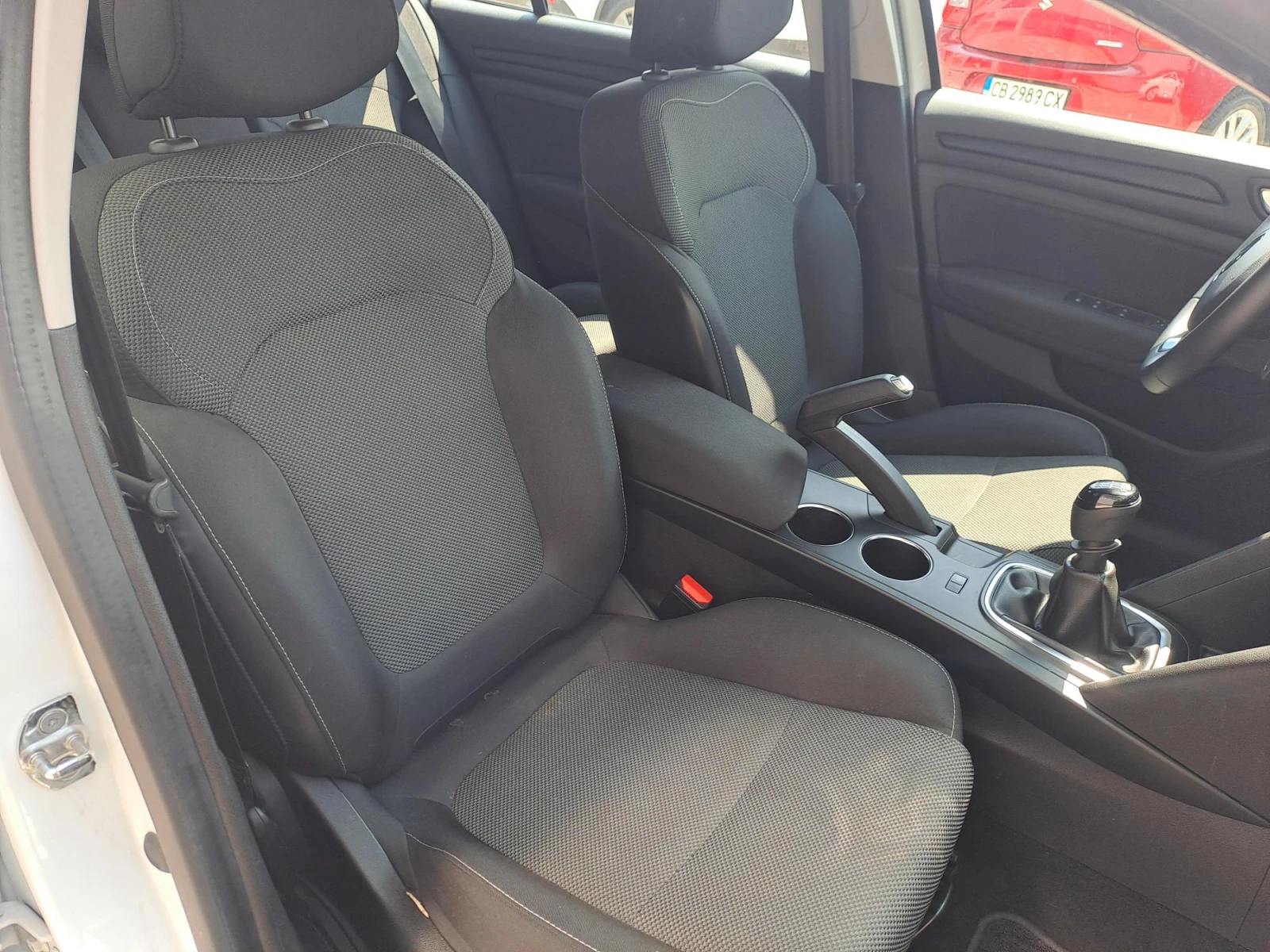 Renault Megane 1.3 TCe Life 140к.с. Супер Лятна разпродажба, снимка 14 - Автомобили и джипове - 55664082