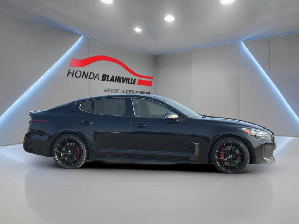 Kia Stinger 3.3 GT 4X4* DISTRONIC* HARMAN KARDON* 360* ХЕДЪП* , снимка 5 - Автомобили и джипове - 55666047