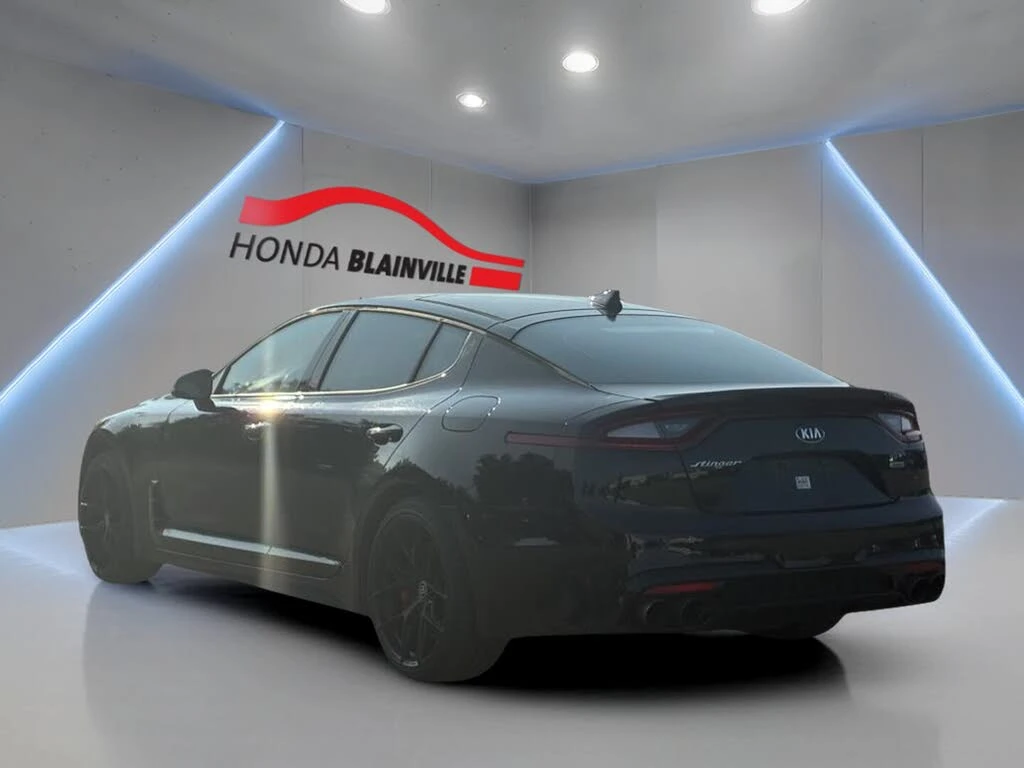 Kia Stinger 3.3 GT 4X4* DISTRONIC* HARMAN KARDON* 360* ХЕДЪП* , снимка 8 - Автомобили и джипове - 55666047