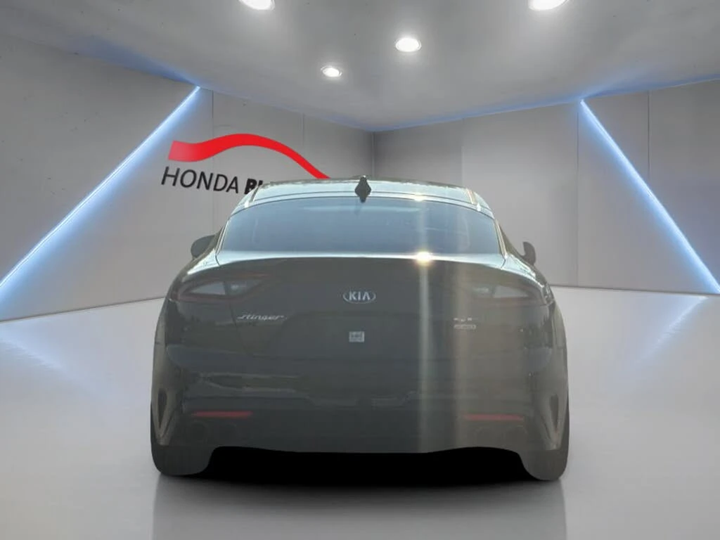 Kia Stinger 3.3 GT 4X4* DISTRONIC* HARMAN KARDON* 360* ХЕДЪП* , снимка 7 - Автомобили и джипове - 55666047