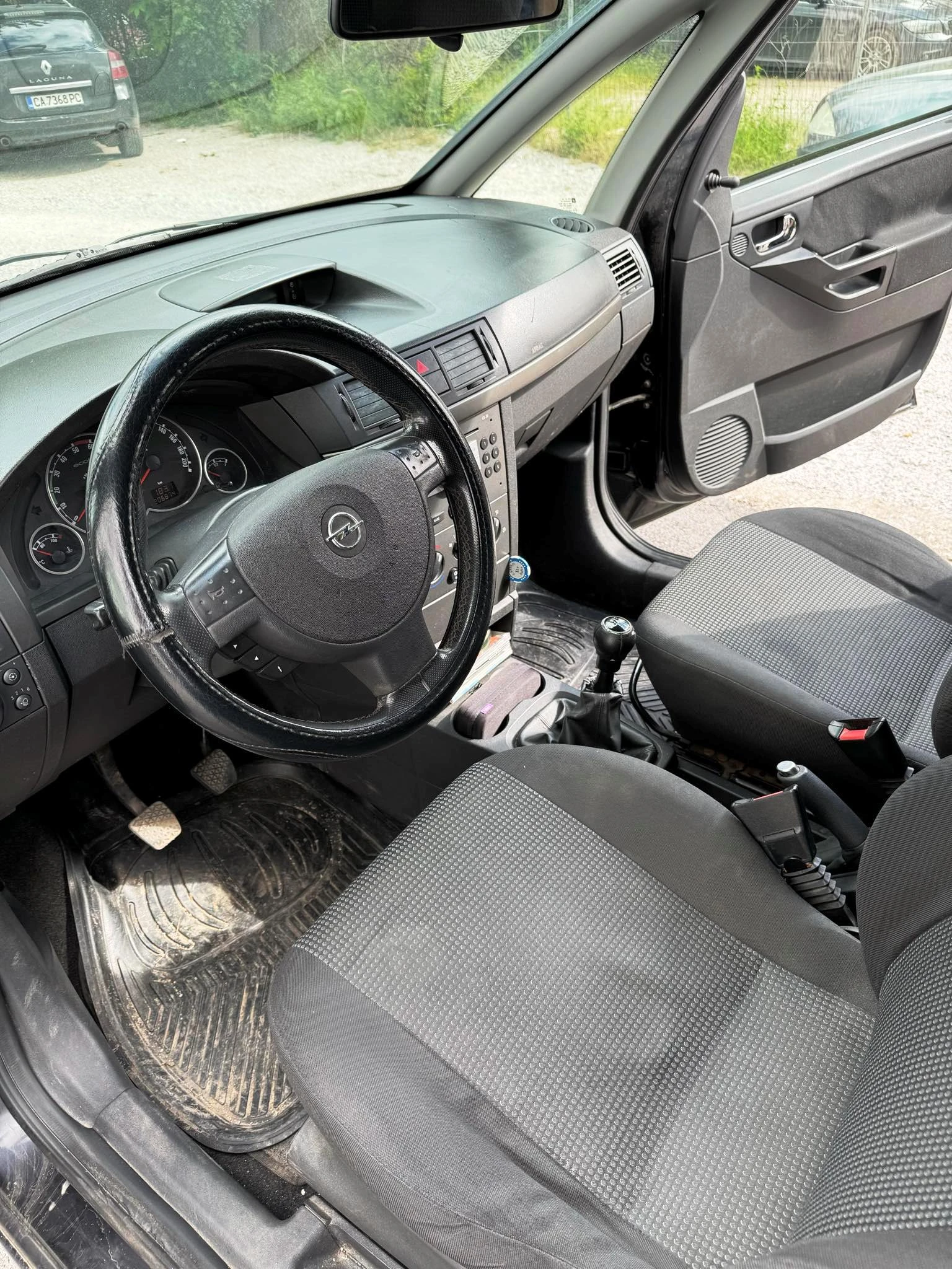 Opel Meriva Ван, снимка 3 - Автомобили и джипове - 56256550