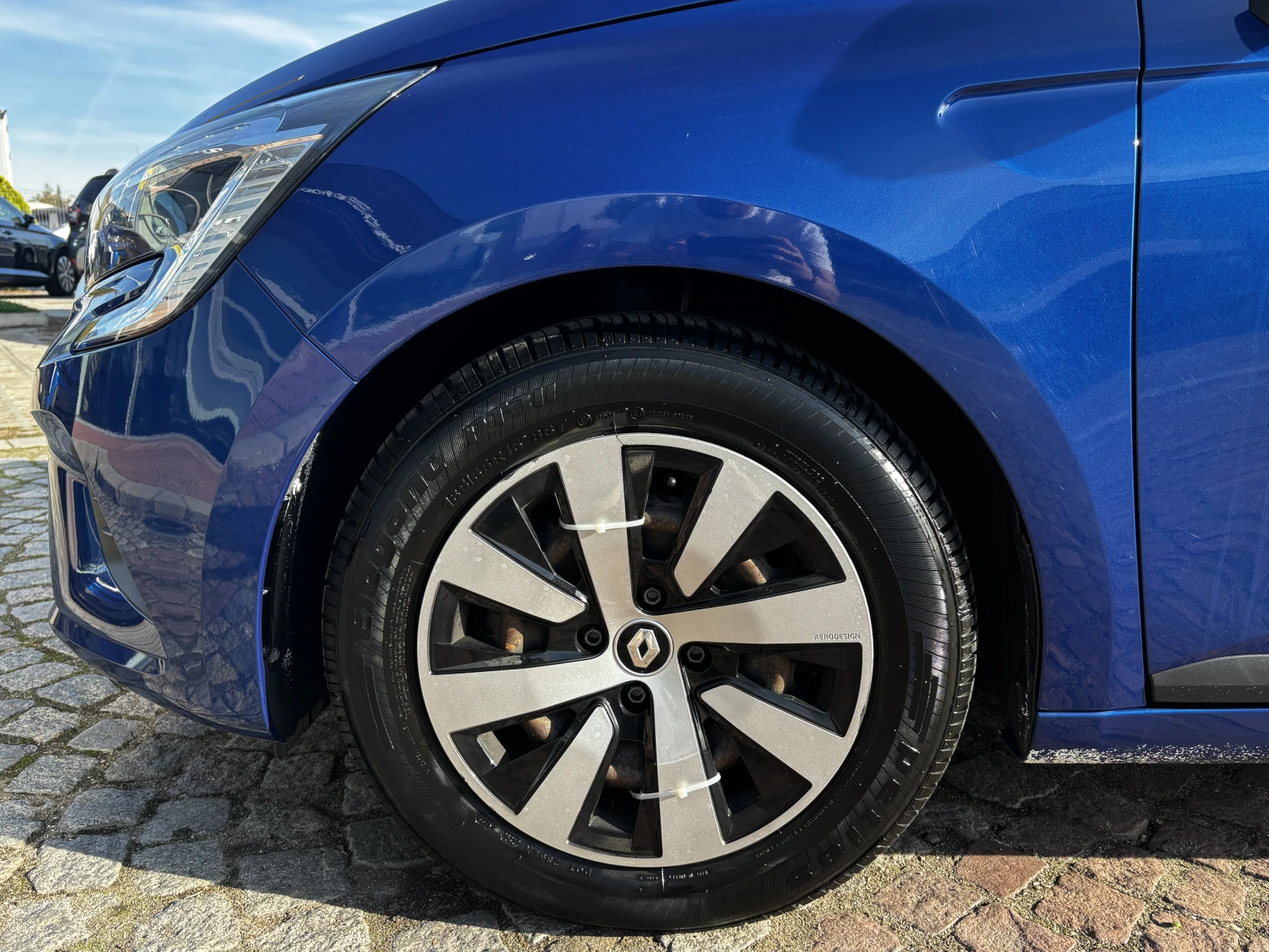 Renault Clio TcE BVM 90, снимка 8 - Автомобили и джипове - 56596214