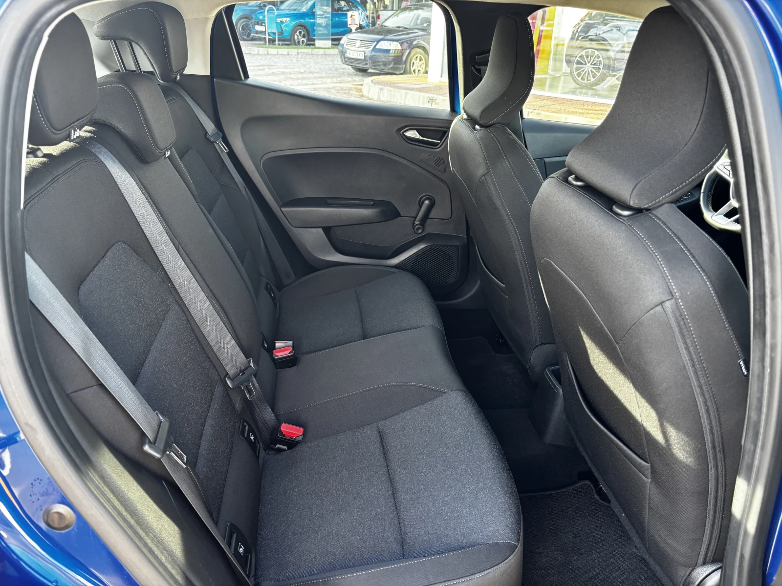 Renault Clio TcE BVM 90, снимка 13 - Автомобили и джипове - 56596214