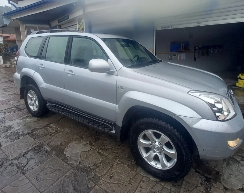 Toyota Land cruiser 3.0 DIESEL, снимка 2 - Автомобили и джипове - 47235366