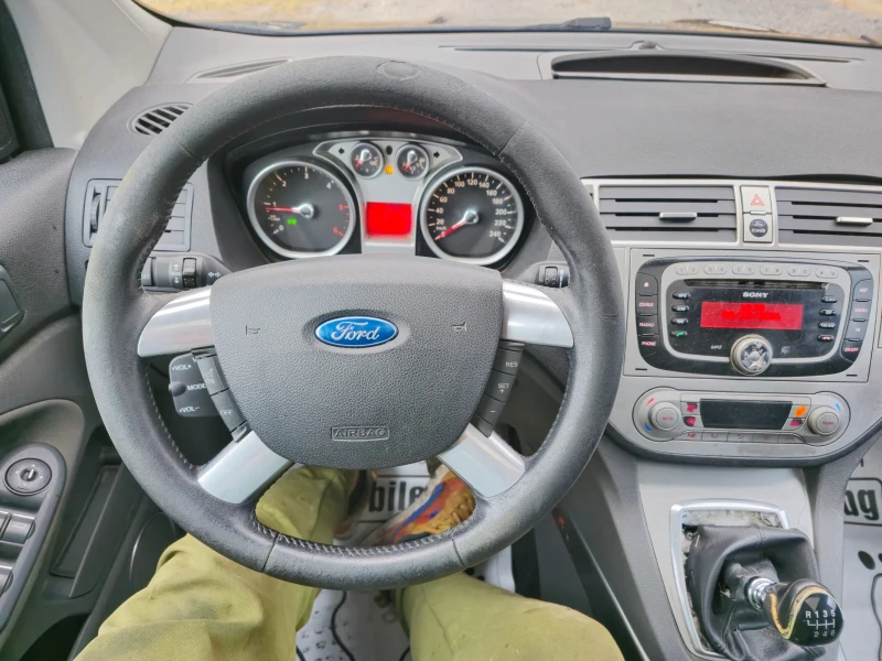 Ford Kuga 2.0TDCI 4x4 6скорости, снимка 16 - Автомобили и джипове - 49304439