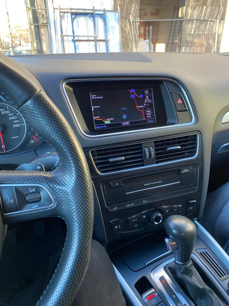 Audi Q5, снимка 9 - Автомобили и джипове - 52593478