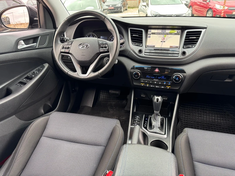 Hyundai Tucson АВТОМАТ, снимка 13 - Автомобили и джипове - 53236840