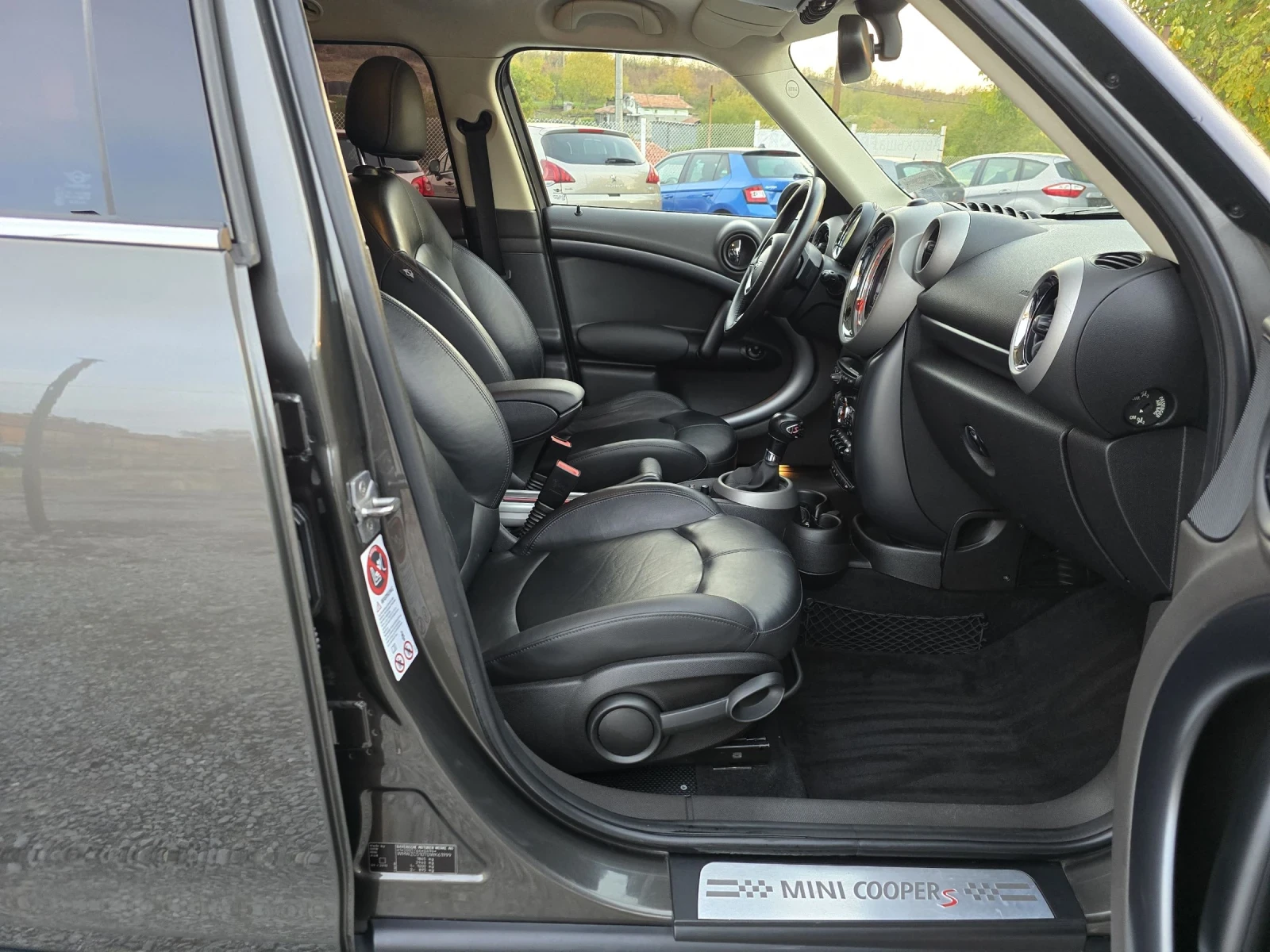 Mini Countryman S 184 .. 44  /  /  /   | Mobile.bg   11