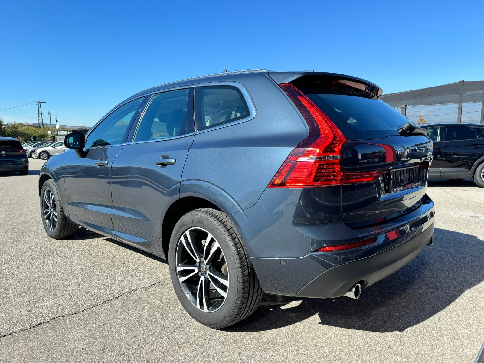 Volvo XC60 2.0D-4X4-LANE ASSIST-BLIND SPOT-DISTRONIC-ПОДГРЕВ - изображение 4