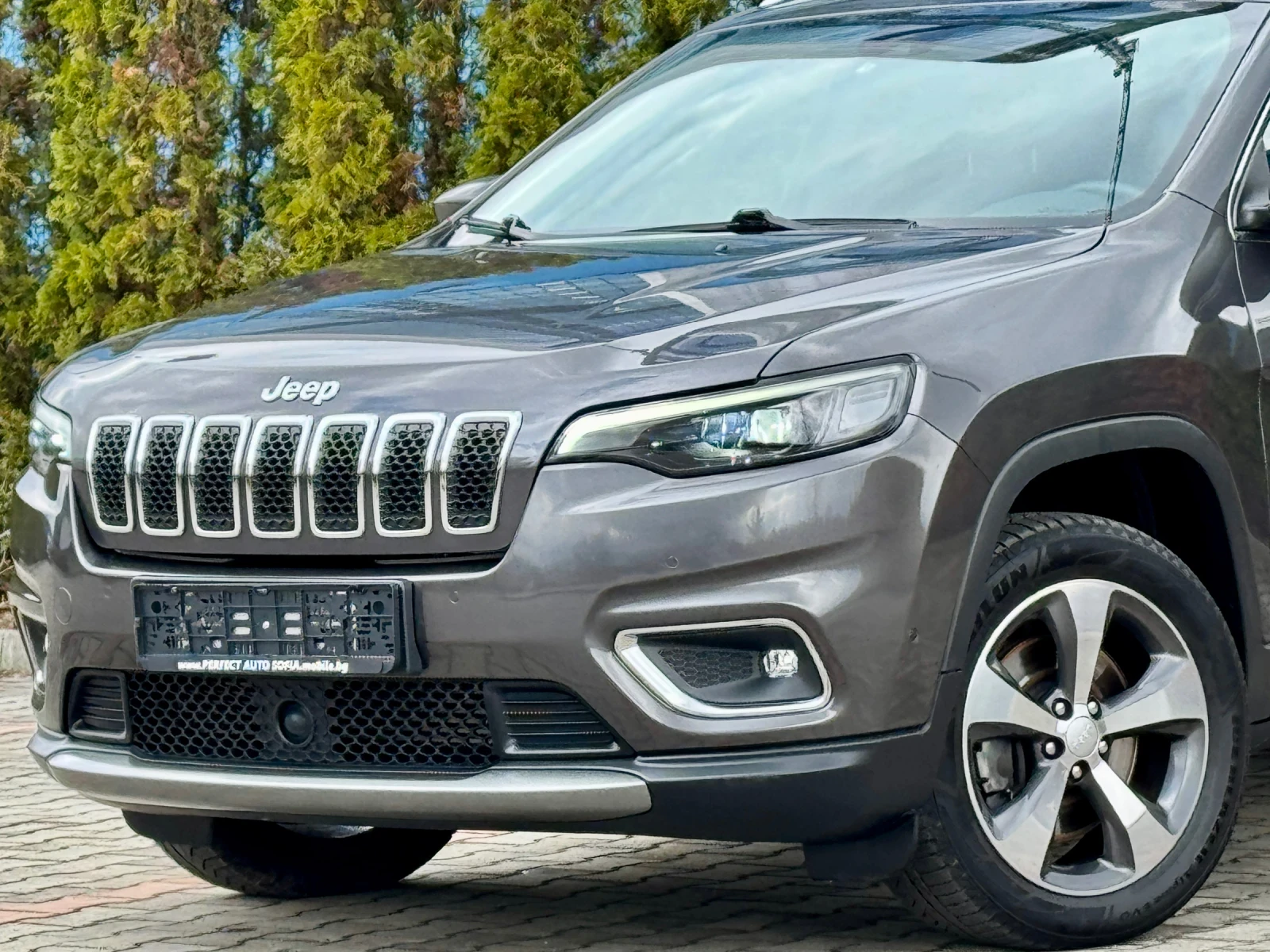 Jeep Cherokee 2.2D-AWD-KEYLESS-КАМЕРА-ПОДГРЕВ-НАВИ-160X.KM-НОВА! - изображение 2
