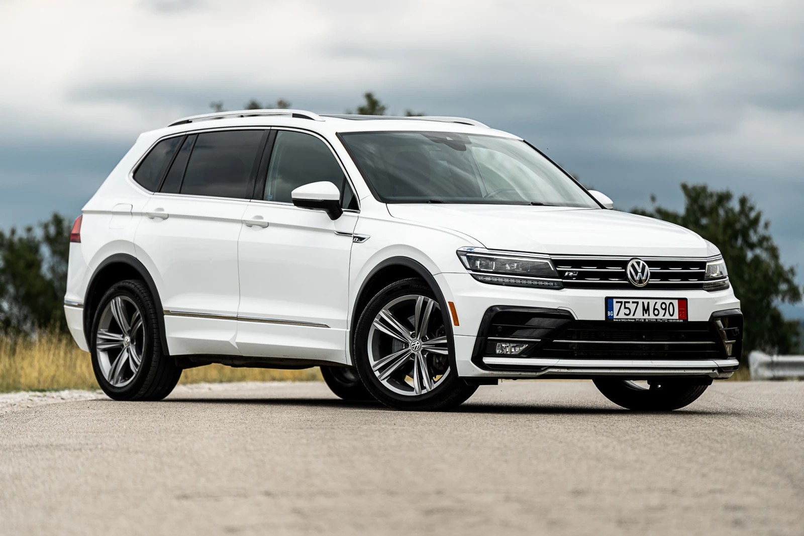 VW Tiguan R-Line 4Motion , Full , All Space  - изображение 3