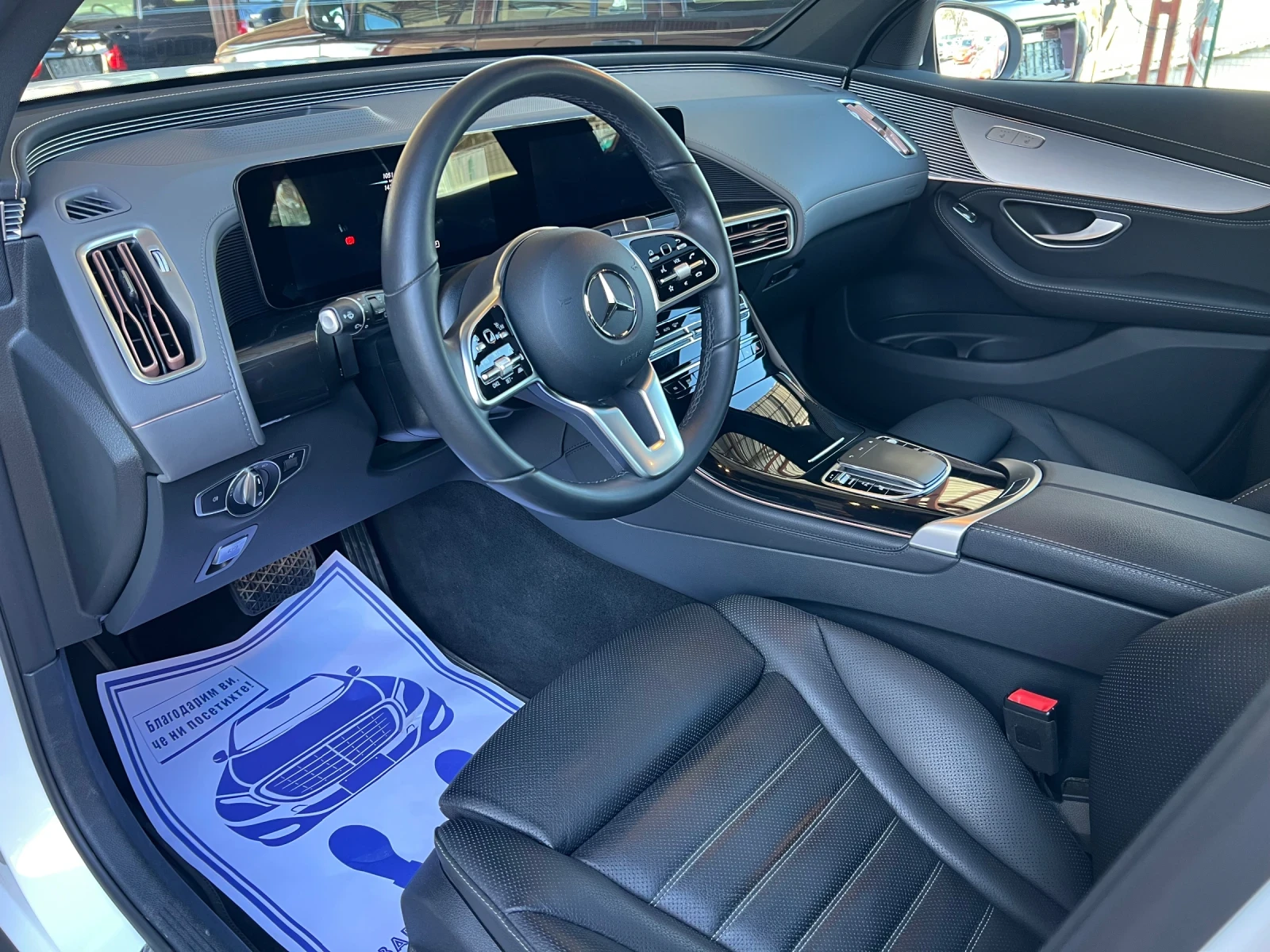 Mercedes-Benz EQC 400 AMG* 4MATIC* 2022* Distronik* , снимка 12 - Автомобили и джипове - 53878295