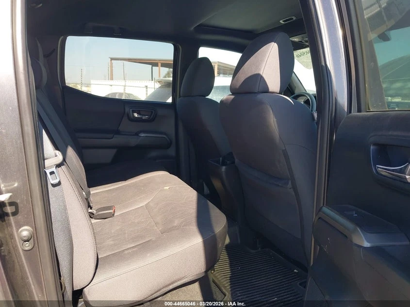 Toyota Tacoma Trd Sport, снимка 8 - Автомобили и джипове - 54248825