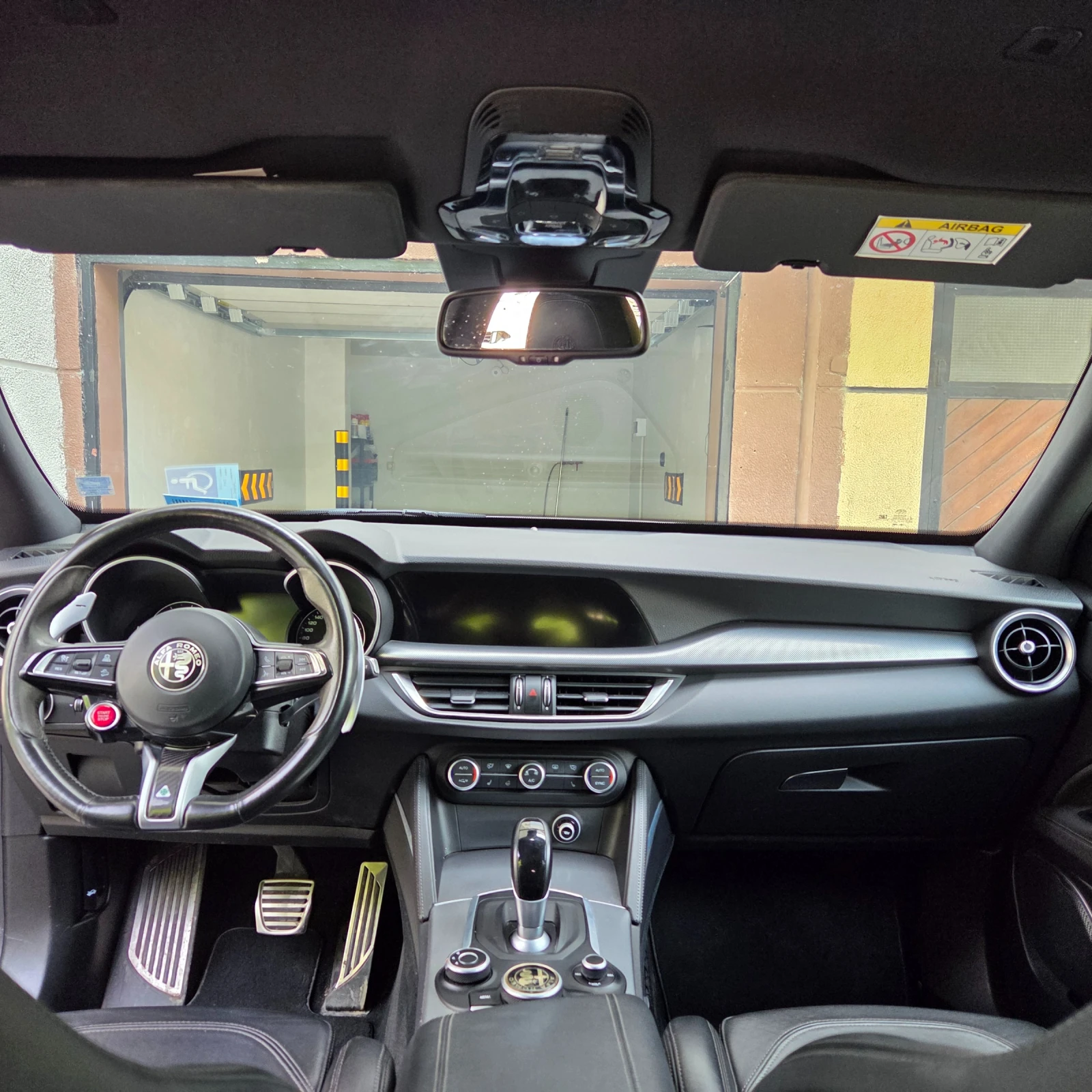 Alfa Romeo Stelvio, снимка 5 - Автомобили и джипове - 54723894