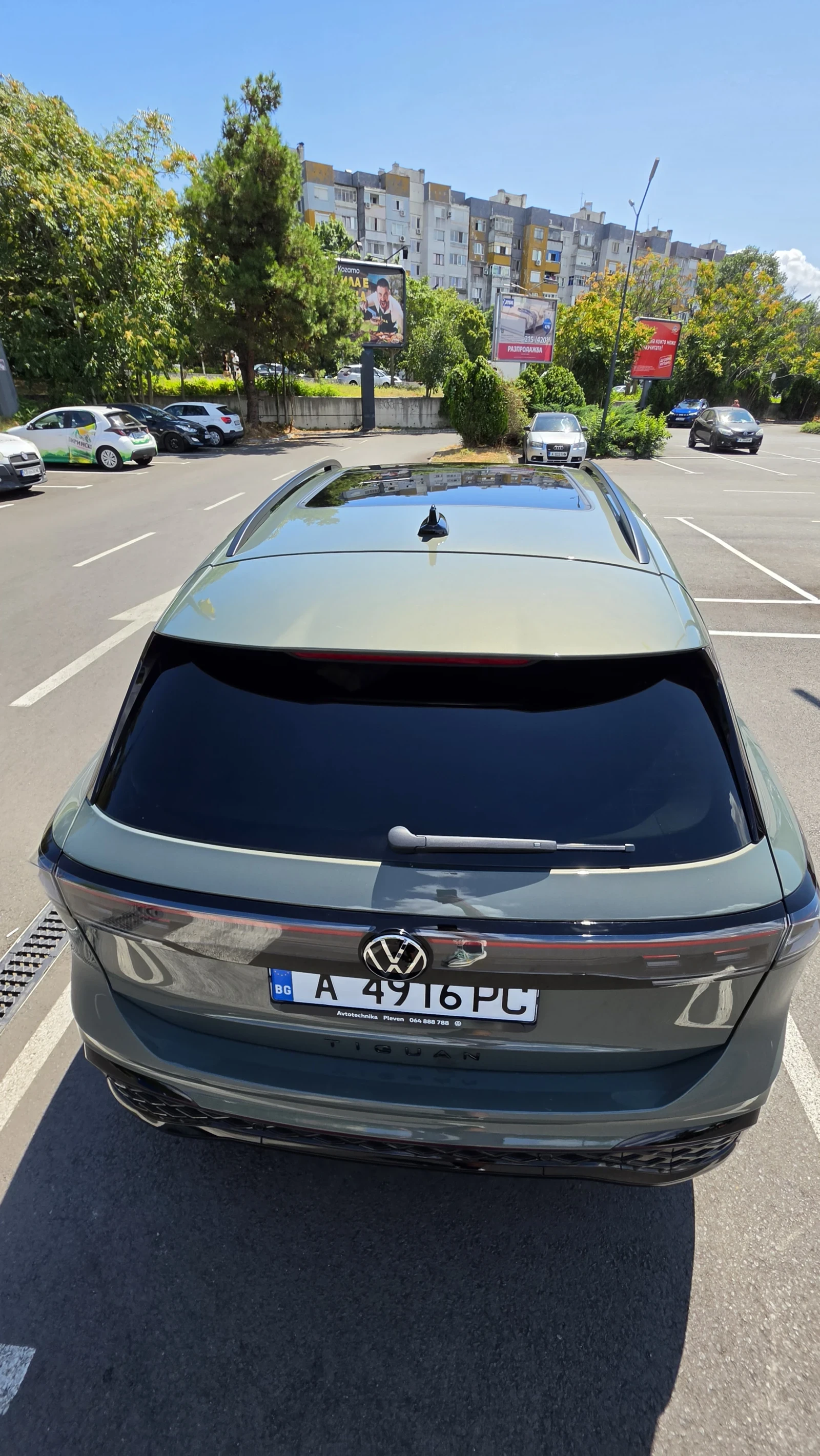 VW Tiguan, снимка 7 - Автомобили и джипове - 55671128