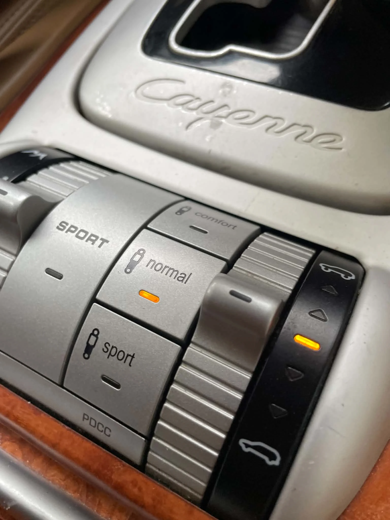 Porsche Cayenne (957) facelift, снимка 6 - Автомобили и джипове - 56269419