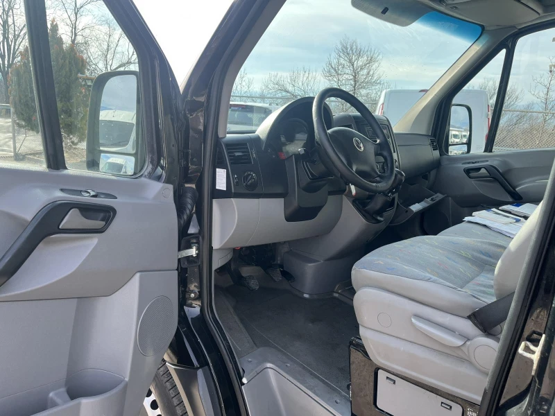 VW Crafter L2H1 KLIMA199000km!!!, снимка 8 - Бусове и автобуси - 48413888