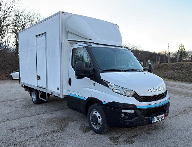 Iveco Daily 35-170* 3.0L* БОРД* КЛИМА* ВЪЗГЛАВНИЦИ* 3.5т N1 - изображение 2