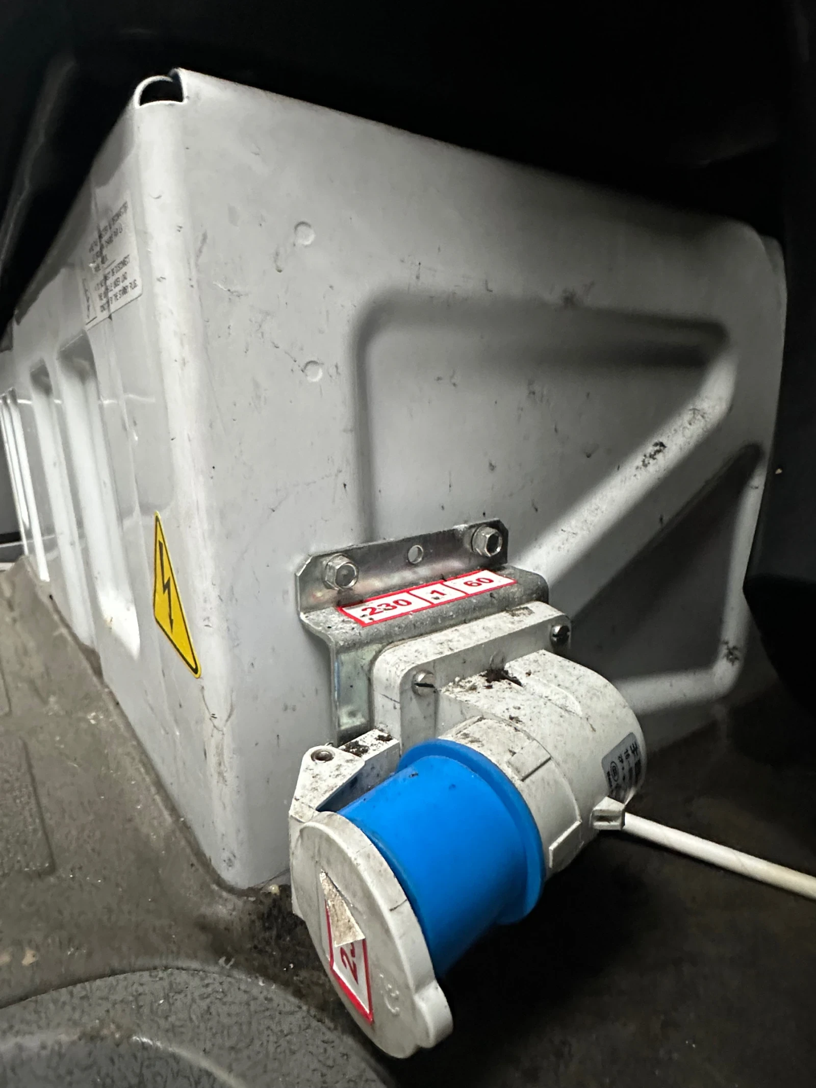 Mercedes-Benz Sprinter 313 CDI Хладилен, снимка 13 - Бусове и автобуси - 54222151