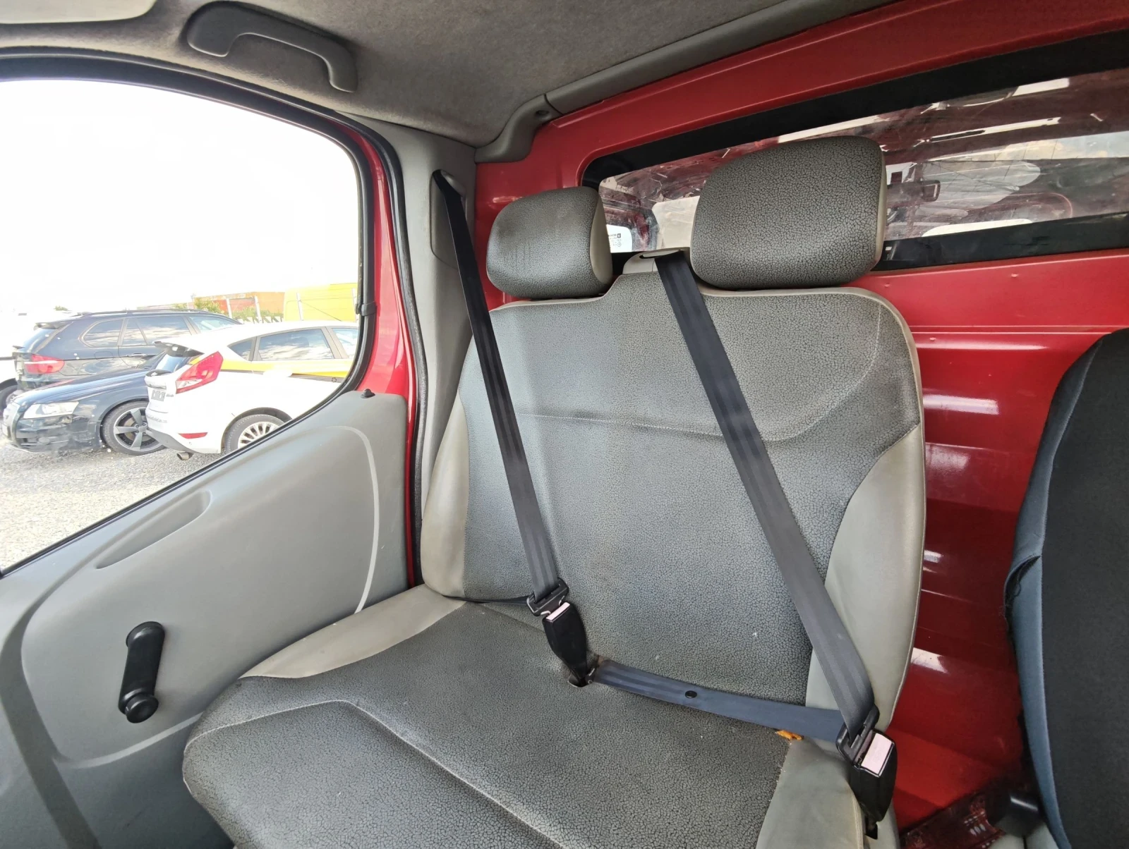 Renault Trafic, снимка 11 - Бусове и автобуси - 55397322