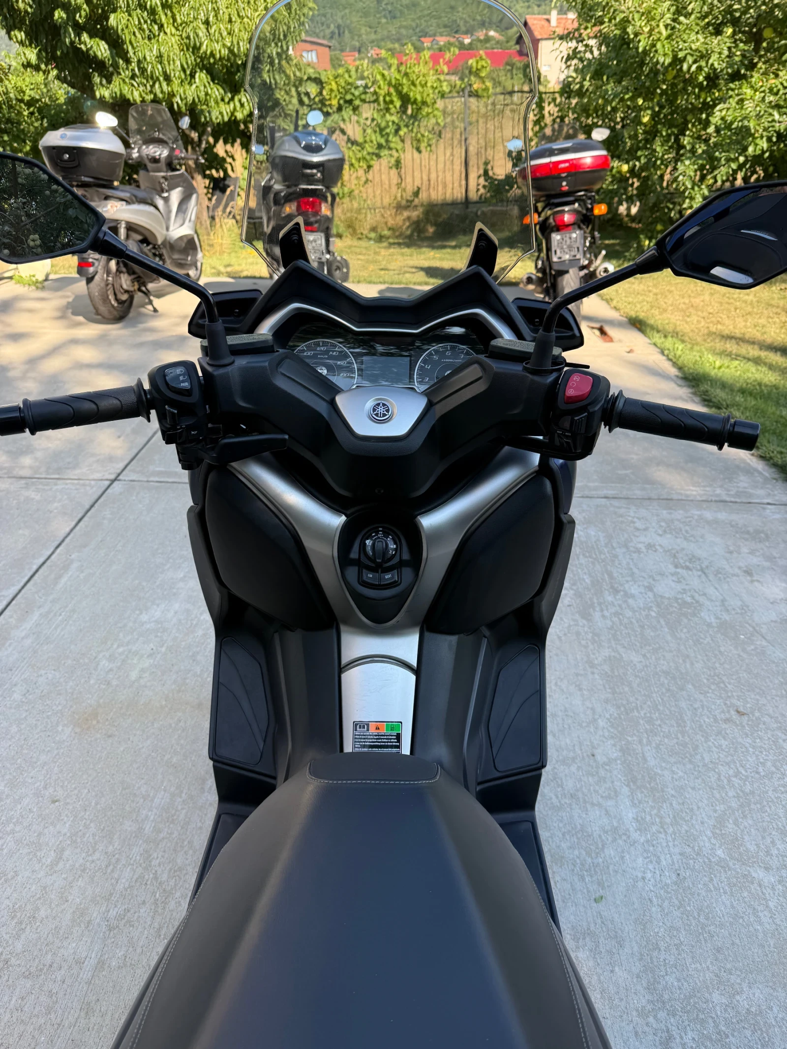 Yamaha X-max LED 400, снимка 8 - Мотоциклети и мототехника - 55493432
