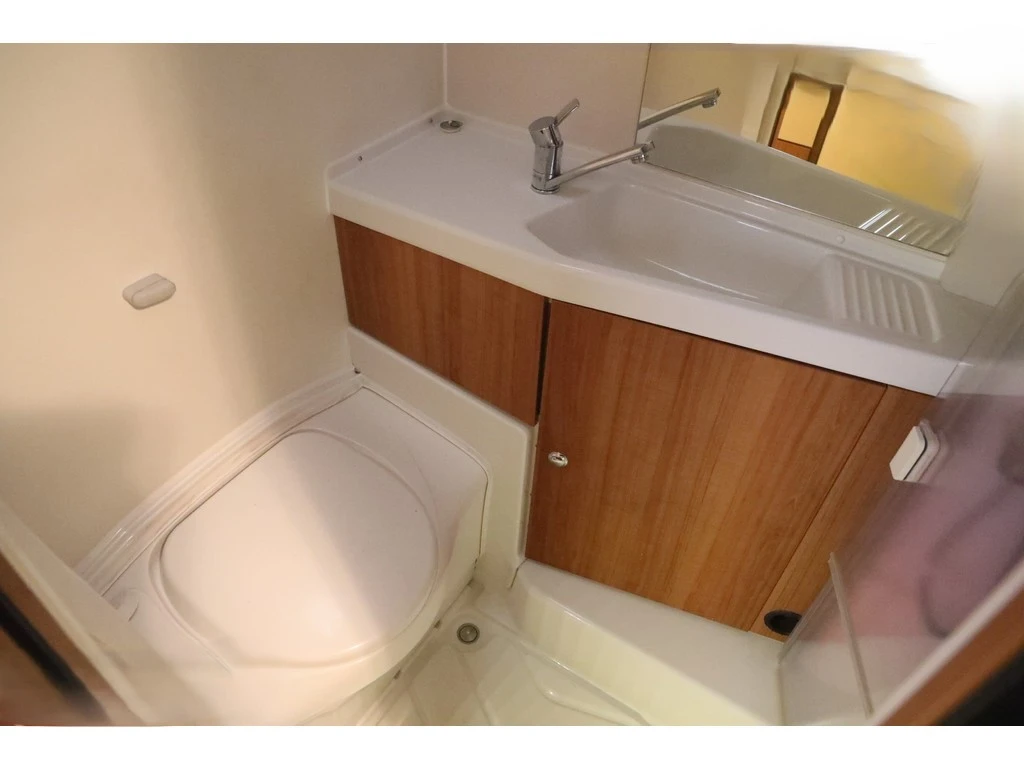 ������ Euramobil Terrestra T 710 EB 2.3 MJ  | Mobile.bg � ����������� 13
