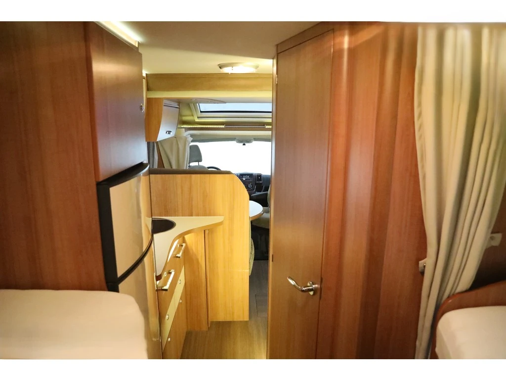 ������ Euramobil Terrestra T 710 EB 2.3 MJ  | Mobile.bg � ����������� 5