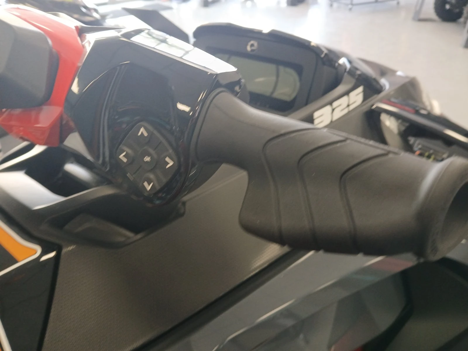 Джет Bombardier Sea Doo RXT-X RS 325 - изображение 10