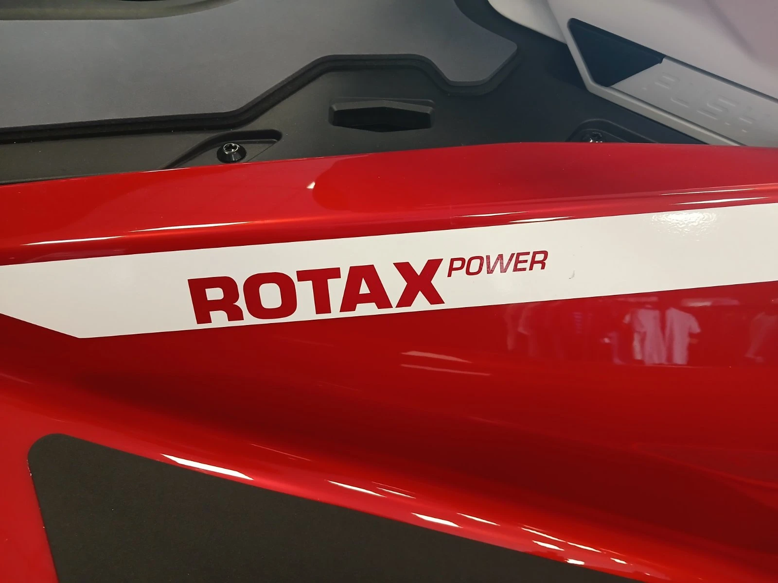 Джет Bombardier Sea Doo RXT-X RS 325 - изображение 9