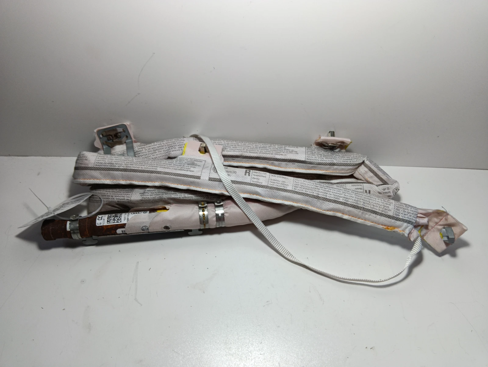 еърбег завеса дясна 3C8880742C VW Passat CC