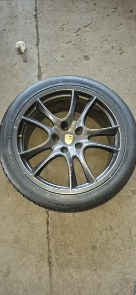 ����� �� �������� �� ���������� ������ � ���� �������� ���� 21 ���� �� Porsche Cayenne 7L5601025T