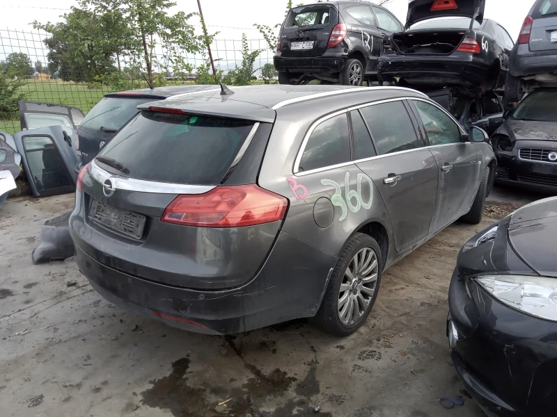 Opel Insignia, снимка 4 - Автомобили и джипове - 45613875