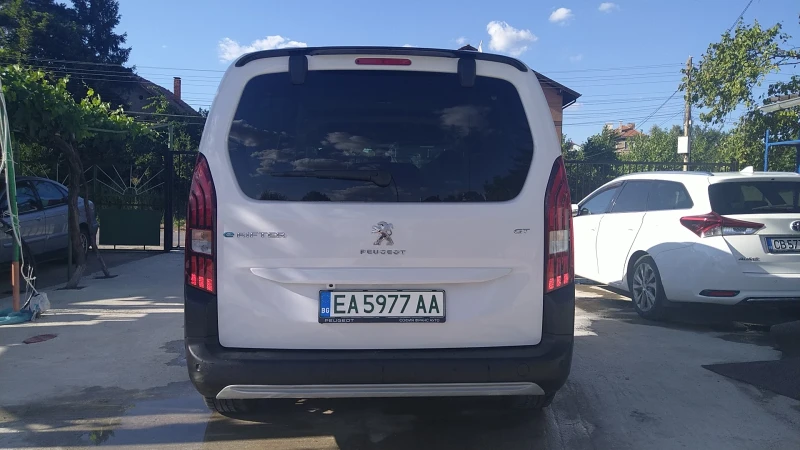 Peugeot Rifter 6+ 1 GT, снимка 4 - Автомобили и джипове - 46867520