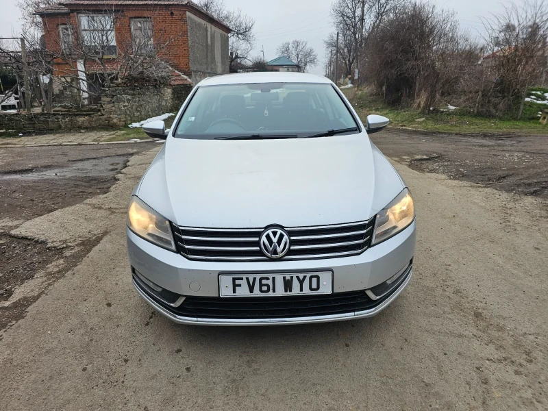 VW Passat 1.6, снимка 1 - Автомобили и джипове - 49405796