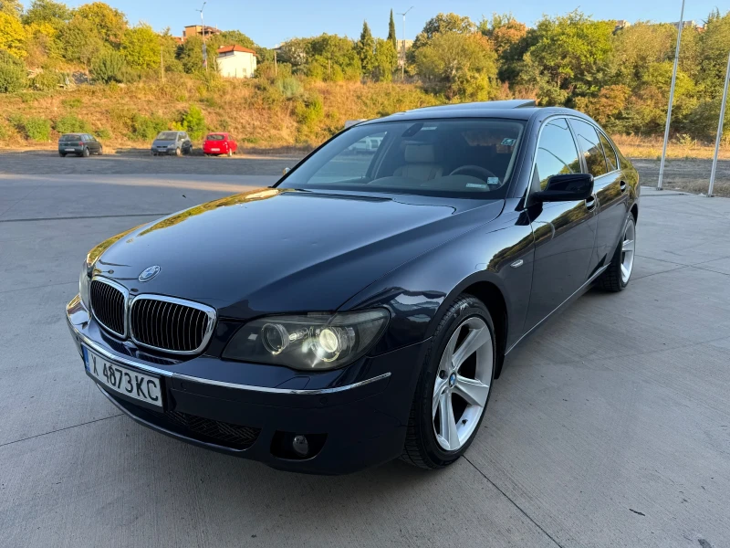 BMW 730 Facelift/Алкантара Таван/Подгрев, снимка 3 - Автомобили и джипове - 51843839