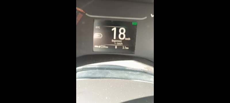 Dacia Spring Comfort+ , снимка 11 - Автомобили и джипове - 52340441